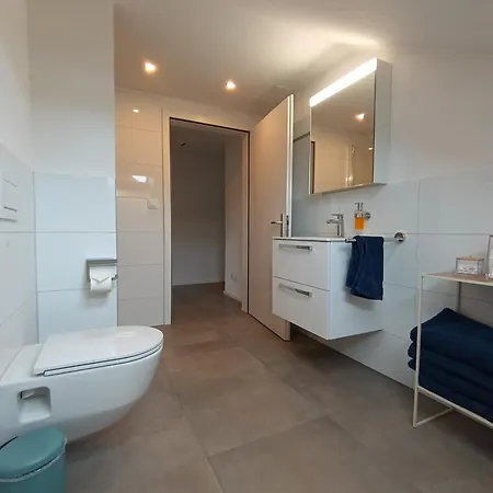 Bijou Petit -mit Terrasse