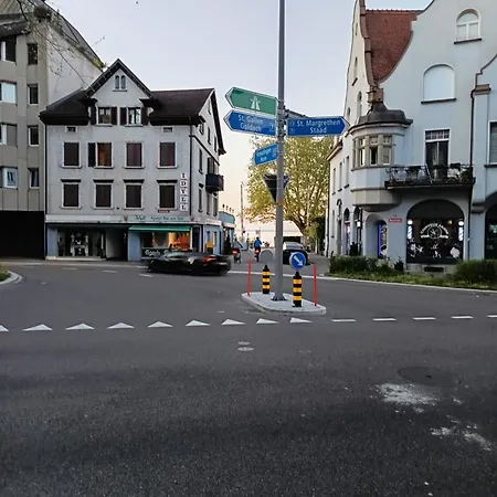 شقة Bijou Petit -mit Terrasse رورشاخ