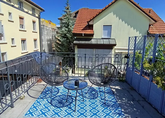 Bijou Petit -mit Terrasse شقة *